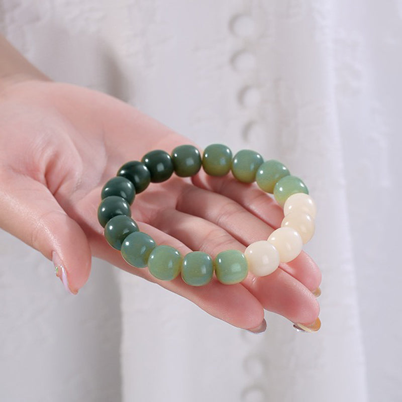 THEPUTI:Gradient Green Barrel Bead Bodhi Bracelet Front Showcase Picture