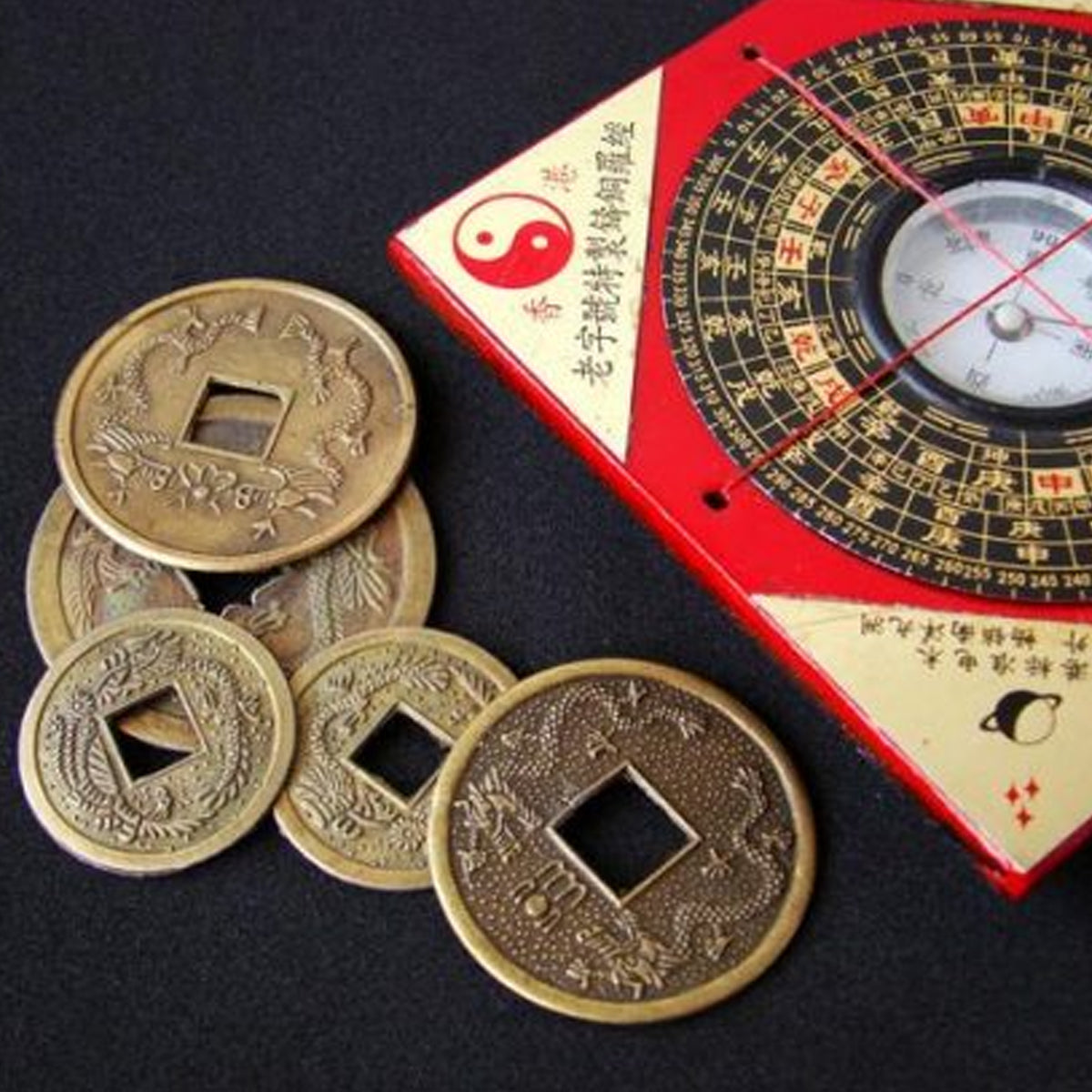 Feng Shui: Wealth-attracting Compass
