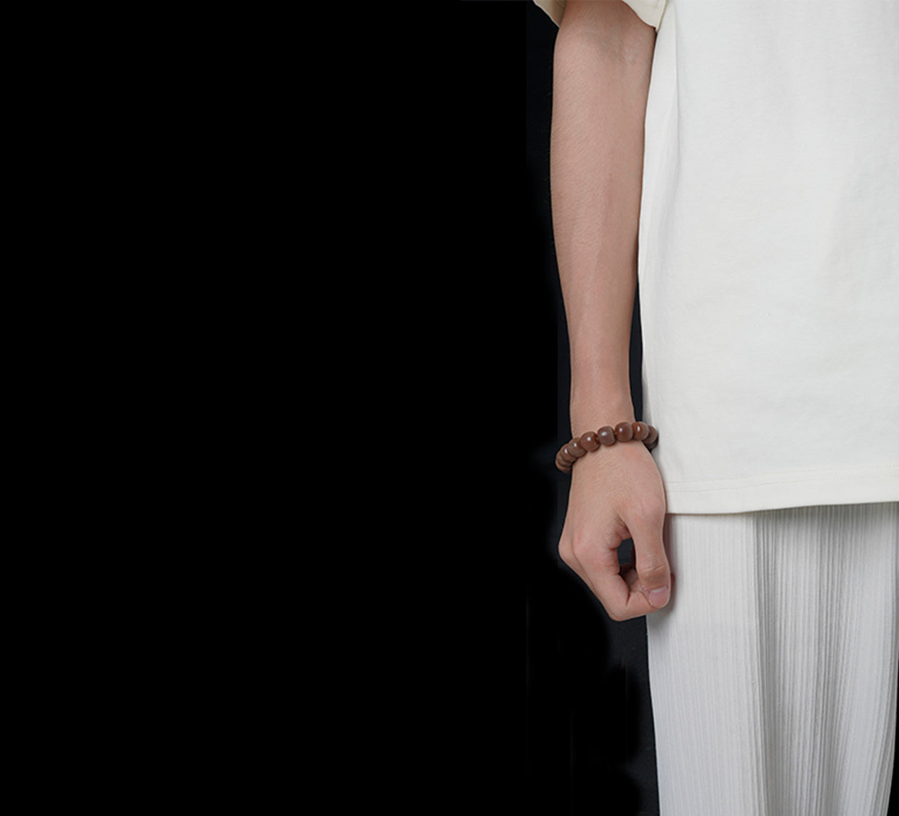 Coffee-colored Bodhi Bracelet Wearing Display